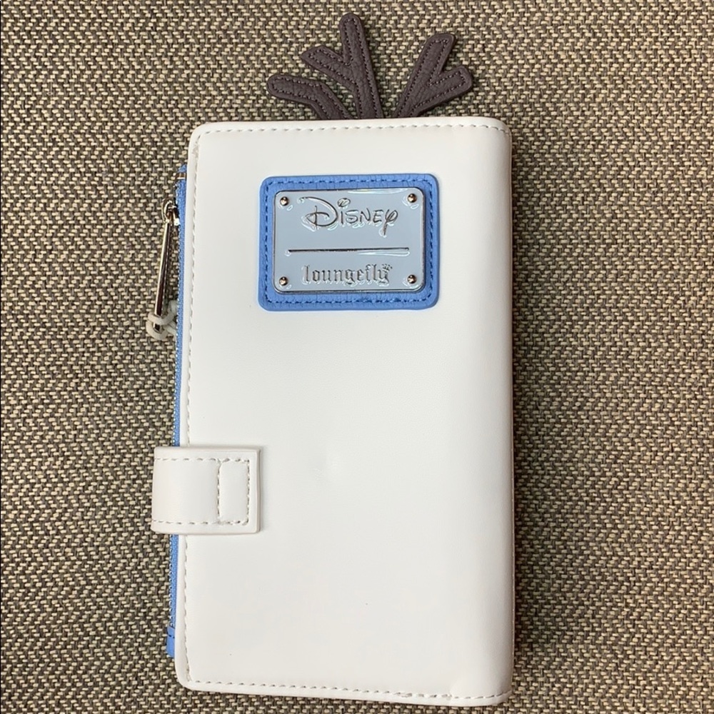 Loungefly Disney Frozen Olaf Flap Wallet - Picture 6 of 13